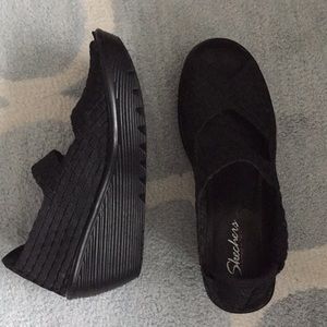 Sketcher black wedge sandal memory foam footbed